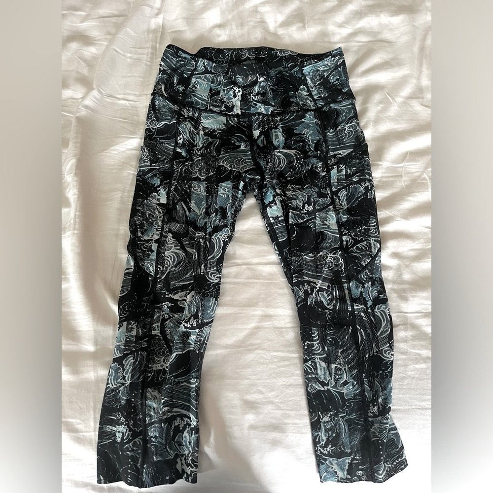 Cropped Lululemon leggings